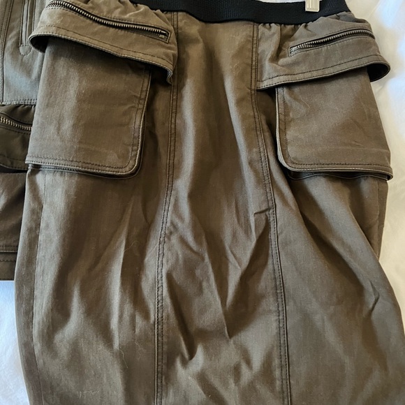 Burberry Brit khaki green jacket and skirt sold as set. - Picture 5 of 8